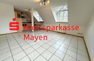 Wohnung mieten in 53539 Kelberg, Charmante Dachgeschosswohnung mit offener Gestaltung, Aufzug und Küche