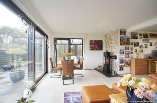 Haus kaufen in 58453 Witten, Schmuckstück - Ein-/Zweifamilienhaus mit Wintergarten, Garagen in Witten "Schnee"