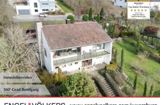Haus kaufen in 97252 Frickenhausen am Main, Großzügiges Haus in Traumlage am Südhang mit Mainblick
