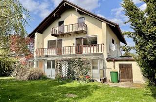 Haus kaufen in 84079 Bruckberg, Zweifamilienhaus zur Sanierung in äußerst ruhiger Wohnlage in Bruckberg - teilweise barrierefrei