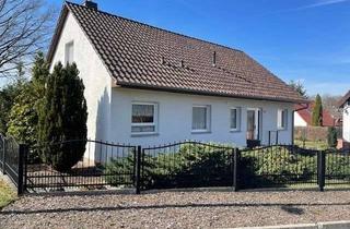 Haus kaufen in 03130 Spremberg, Haus mit Ausbaureserve