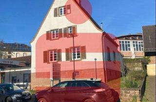 Haus kaufen in 66917 Wallhalben, Freistehendes Wohnhaus mit Potenzial...