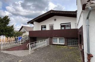Einfamilienhaus kaufen in Ostdeutsche Straße 26a, 37688 Beverungen, Einfamilienhaus mit Sauna, Schwimmbad und großem Grundstück