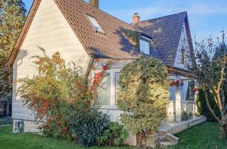 Grundstück zu kaufen in 80999 München, Großzügiges Grundstück mit Altbestand in Allach – Vielseitige Möglichkeiten auf 560 m²