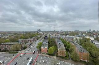 Wohnung kaufen in 20259 Eimsbüttel, Weitblick: 1,5 Zimmer-Wohnung mit Balkon & Tiefgarage über den Dächern von Hamburg-Eimsbüttel
