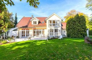 Haus kaufen in 86609 Donauwörth, Ein Traum von einem Haus, mit großzügigem, zusätzlich bebaubaren Grundstück!