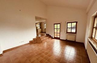 Wohnung kaufen in 94469 Deggendorf, Deggendorf - Gepflegte Eigentumswohnung mit Balkon, Aussicht und Garten in DeggendorfScheuering