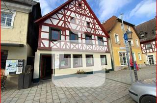 Haus kaufen in 91320 Ebermannstadt, Ebermannstadt - Historisches Fachwerkhaus mitten im Zentrum der Stadt!