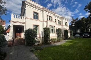 Wohnung kaufen in Unter Den Linden 50, 32052 Herford, Großzügige Erdgeschosswohnung in historischer Villa am Wall