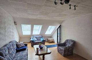 Wohnung kaufen in Vorstadtstraße 44, 73614 Schorndorf, Über den Dächern Schorndorfs – helle 4-Zimmer-Dachgeschosswohnung mit Dachterrasse