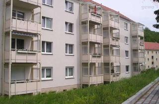 Wohnung mieten in Oberhausener Str. 37, 01705 Freital, 3-Raum-Wohnung mit Balkon in ruhiger Wohngegend