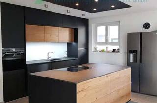 Einfamilienhaus kaufen in 72184 Eutingen im Gäu, Eleganz in Perfektion: Exklusives Einfamilienhaus mit Einliegerwohnung und erstklassigem Wohnkomfort