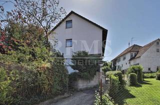Haus kaufen in 71384 Weinstadt, Großzügiges EFH mit 3 Garagen und Ausbaupotential in aussichtsschöner Lage von Weinstadt-Schnait