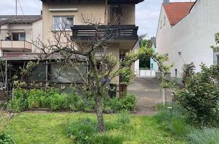 Einfamilienhaus kaufen in 63791 Karlstein am Main, Großzügiges Einfamilienhaus mit ELW und schönem Garten!