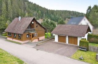 Haus kaufen in 75337 Enzklösterle, Idyllisches Wohnen im Schwarzwald - Kleines Haus mit Doppelgarage und großem Grundstück im Poppeltal