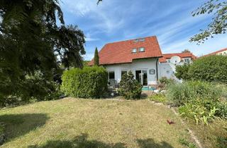 Haus kaufen in 06217 Merseburg, Traumhafte und ruhige Siedlungslage in Merseburg !!