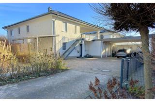 Haus kaufen in 33154 Salzkotten, Salzkotten Kernstadt, Feldrandnähe, großzügiges 2 Familienhaus mit Pool und Dachterrasse