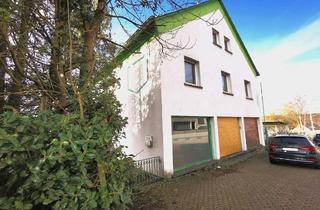 Haus kaufen in 54411 Hermeskeil, Renovierungsbedürftiges 2-3 Familien-Wohnhaus ca.160 m² in 54411 Hermeskeil zu verk.