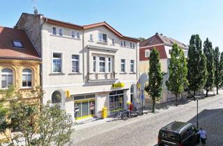 Mehrfamilienhaus kaufen in 39418 Staßfurt, Vielseitiges Mehrfamilienhaus mit Gewerbe, Innenhof und Garage im Herzen von Staßfurt