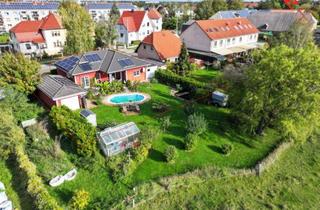 Einfamilienhaus kaufen in 39249 Barby, Provisonsfrei Luxustraumhaus in Seenähe, PV, Teich, Klima, Pool, Kamin.