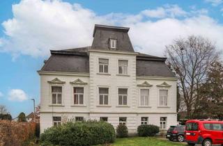 Anlageobjekt in 37603 Holzminden, Freistehende Villa mit großem Grundstück in Innenstadtnähe von Holzminden