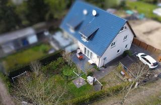 Doppelhaushälfte kaufen in 15831 Blankenfelde-Mahlow, Perfektes Familienidyll: Geräumige Doppelhaushälfte mit sonniger Terrasse in Blankenfelde-Mahlow