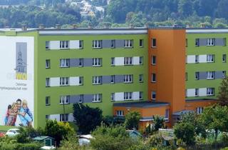 Wohnung mieten in 08606 Oelsnitz, Einraumwohnung mit Balkon und Einbauküche