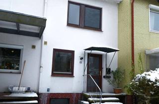 Haus kaufen in Wacholder Grund 30, 22850 Norderstedt, Reihenmittelhaus, 3-Zimmer, in ausgezeichneter Lage in Norderstedt