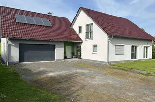 Einfamilienhaus kaufen in 97528 Sulzdorf, Einfamilienhaus mit Garagennebengebäude