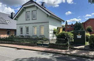 Haus kaufen in 25358 Horst, Horst - Sanierungsbedürftiges EFH in guter Lage von Horst mit historischer Fassade und neuem Dach
