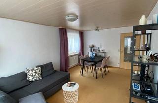 Wohnung kaufen in 70195 Stuttgart, Stuttgart - Gemütliche 2-Zimmer-Whg mit EBK und TG in Botnang