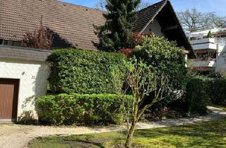 Einfamilienhaus kaufen in 51427 Bergisch Gladbach, Bergisch Gladbach - Großzügiges Baugrundstück mit freistehendem Einfamilienhaus