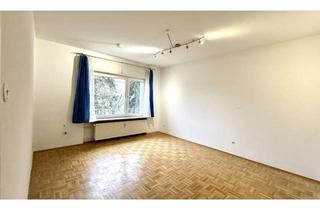 Wohnung kaufen in 60431 Dornbusch, 3 Zimmer + Mansarde! Schöne Wohnung mit Balkon an der Hügelstraße