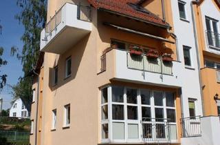Wohnung kaufen in Ringstraße 4a, 09228 Wittgensdorf, Wunderschöne 2-Raum-Wohnung mit Balkon und Stellplatz