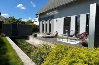 Einfamilienhaus kaufen in 90617 Puschendorf, Energieeffizient ... komfortabel ... Einfamilienhaus mit Schwimmteich und extra hohem Doppelca...