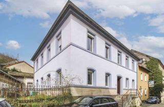 Einfamilienhaus kaufen in 95460 Bad Berneck im Fichtelgebirge, Großes, teilvermietetes und denkmalgeschütztes Einfamilienhaus zum Eigennutzen oder Vermieten