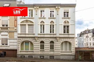 Haus kaufen in 58644 Iserlohn, 4-Familienhaus Altbau mit schöner Fassade, 6-fach Carport