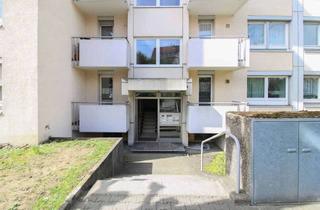 Anlageobjekt in 70736 Fellbach, Familienglück: Sonnige renovierungsbedürftige 4-Zimmer-Wohnung mit großem Balkon und TG-Stellplatz