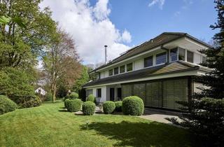 Haus kaufen in 47626 Kevelaer, Repräsentatives Zweifamilienhaus mit separater Büroeinheit