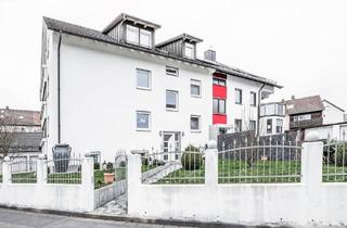 Wohnung kaufen in 95447 Bayreuth, Bayreuth - Perfekt geschnittene 3-Zimmer-Dachgeschosswohnung mit Balkon in zentraler Lage von Bayreuth