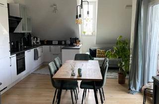 Wohnung kaufen in 85053 Ingolstadt, Ingolstadt - Stilvolle 3-Raum-DG-Wohnung mit hochwertiger Ausstattung