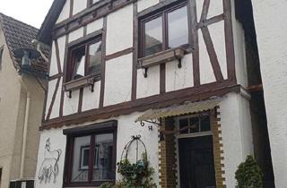 Haus kaufen in 35216 Biedenkopf, Biedenkopf - Haus in Biedenkopf Oberstadt mit Garage und Balkon