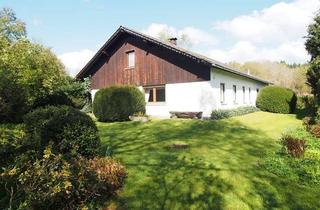 Einfamilienhaus kaufen in 94267 Prackenbach, Prackenbach - Idyllisch gelegenes Einfamilienhaus mit großem Garten, Nähe der Stadt Viechtach, Bay.Wald