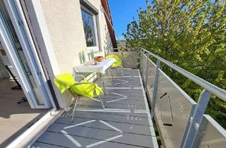 Wohnung kaufen in 88690 Uhldingen-Mühlhofen, Privat: Platz an der Sonne- helle, 3,5 Zimmer im Dachgeschoß-sofort einziehen