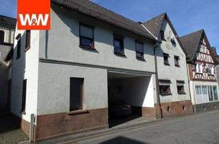 Haus kaufen in 35080 Bad Endbach, Großes Wohnhaus in Ortsmitte