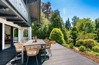 Villa kaufen in 82346 Andechs, Landhaus trifft Moderne: Top sanierte Villa mit Pool und Park