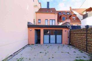 Haus kaufen in 04668 Grimma, Ihr Traumhaus in Grimma: Exklusives, kernsaniertes und energieeffizientes Haus mit Balkon und Garten