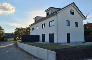 Haus kaufen in Gau-Weinheimerstr, 55578 Wolfsheim, Schlüsselfertige DHH in Wolfsheim, Feldrandlage, Einzug 2025