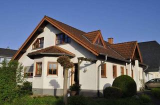Haus mieten in 53332 Bornheim, Freistehendes Einfamilienhaus mit Rheinblick und Garten in Bornheim-Uedorf