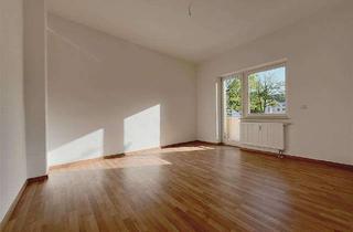 Wohnung mieten in Scherbergplatz, 08371 Glauchau, Frisch renoviert mit Balkon!
